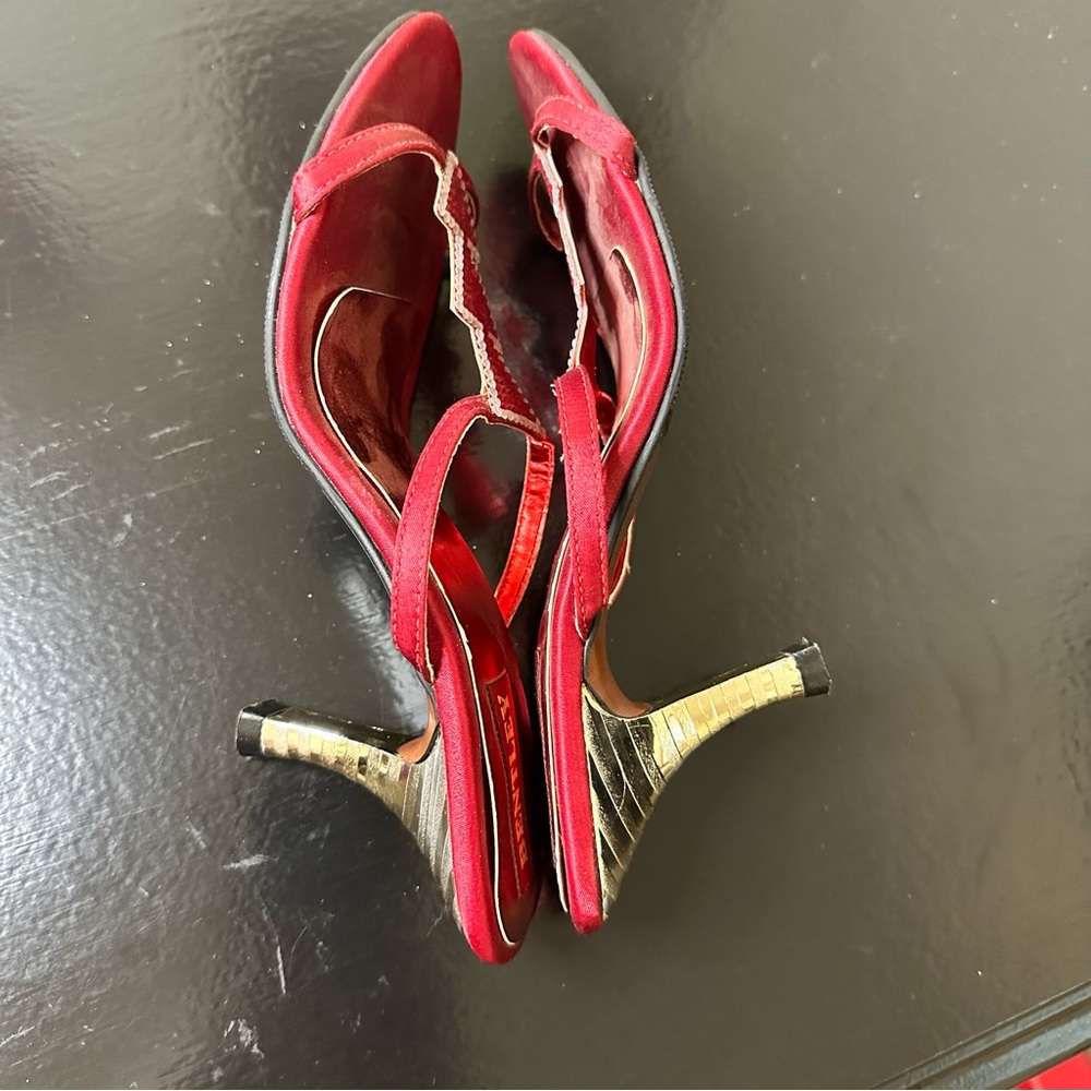 Vintage Bentley Chic Red Embellished Heels - Picture 4 of 16